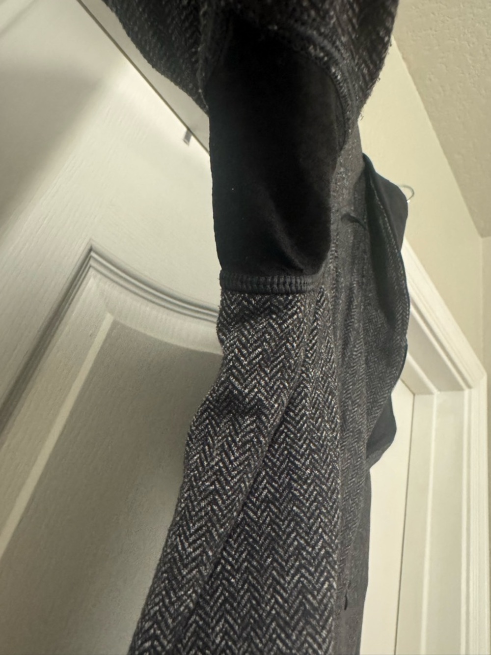 Lululemon Think Fast Herringbone Pullover - Picture 16 of 16